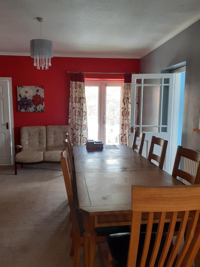 94 Main Street - Pembroke Holiday Home ภายนอก รูปภาพ