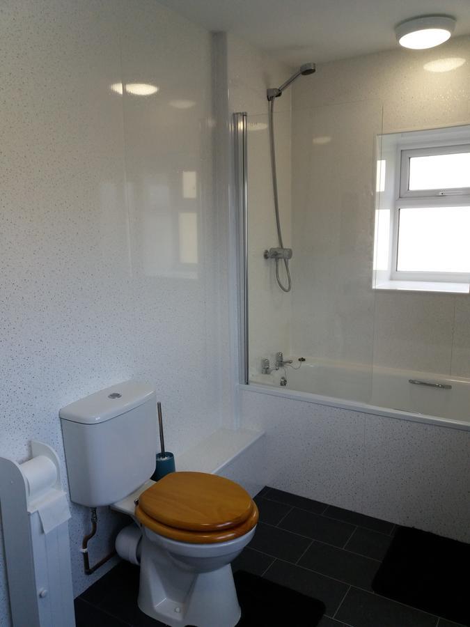 94 Main Street - Pembroke Holiday Home ภายนอก รูปภาพ